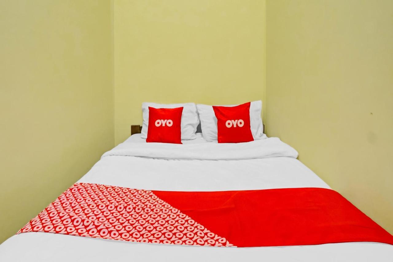 Oyo 3298 Bromo Guest House Family 玛琅 外观 照片